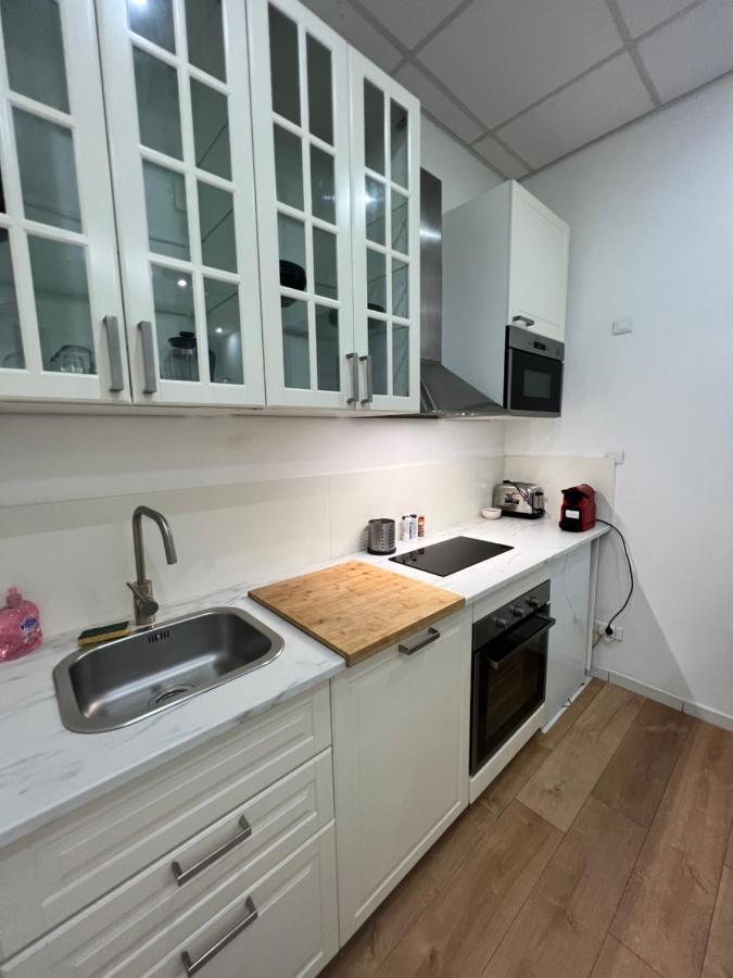 Appartement Neuf Climatisé Avec Terrasse #4 *